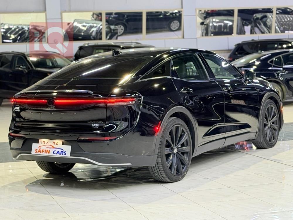 https://cdn.iqcars.io8bbf8f9d-fe89-4e09-a1d2-9b59a67843eb_3.jpg